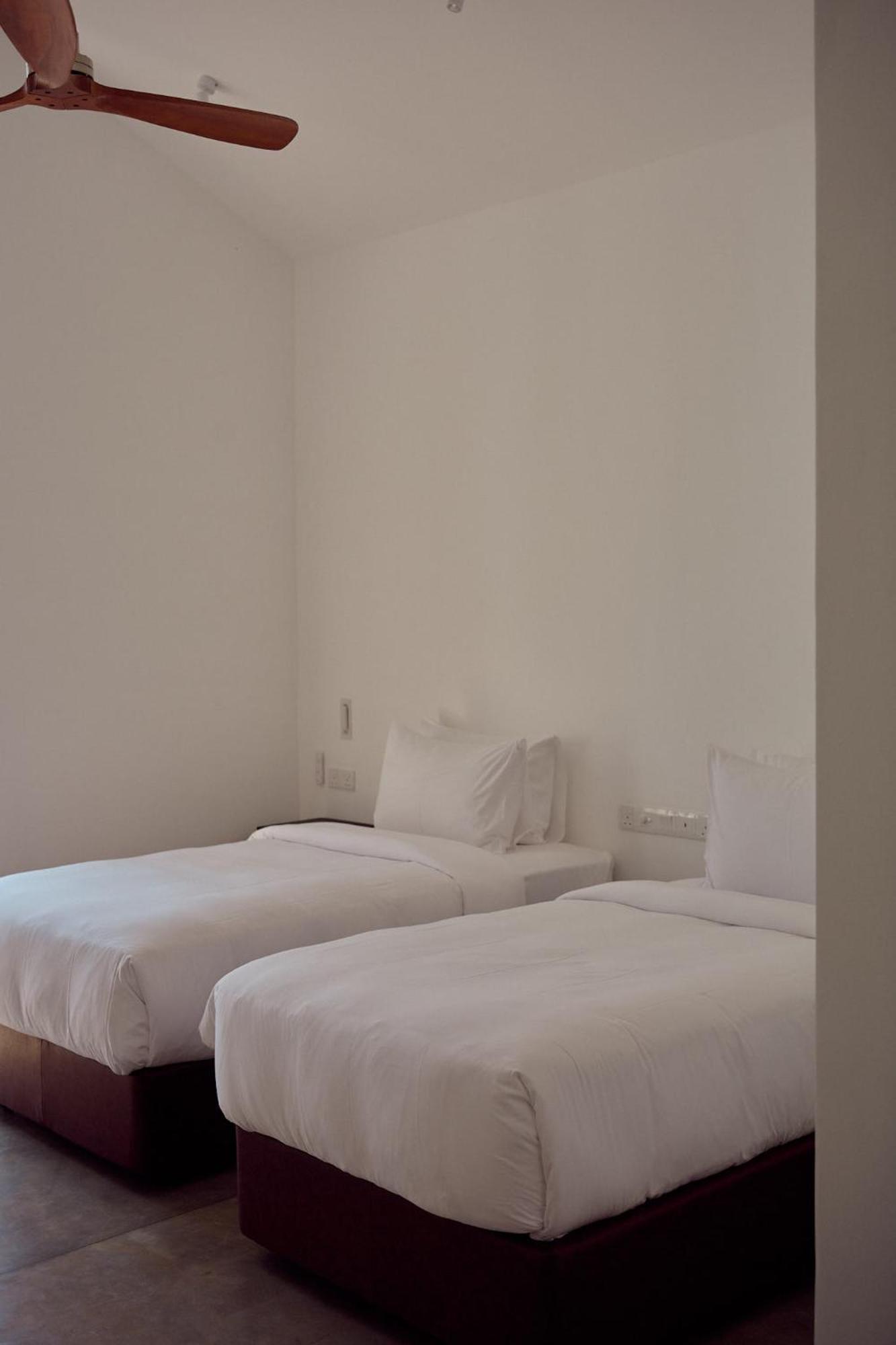 Harding Boutique Hotel Ahangama Esterno foto